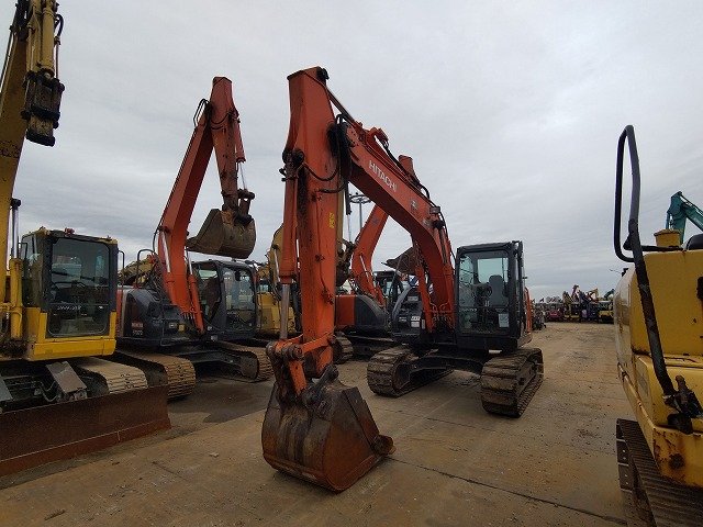 HITACHI ZX135US-5B Y2016 #HCMDAEA0P00095852 中古重機設備