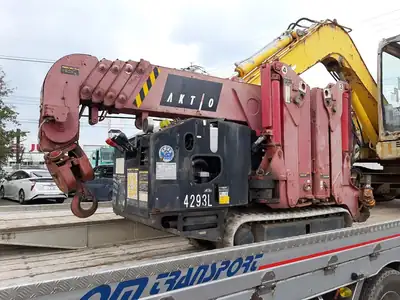 UNIC-CRANE-8.8M-2.93T Y2007#29***93 中古吊掛機實機照片