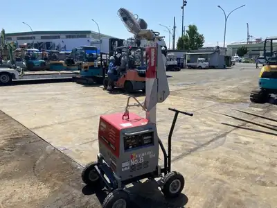 SHINDAIWA SL220LBG L01355000176 2011Y 中古移動式照明燈發電機實機照片